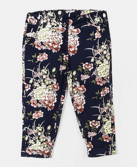 Peppermint Three Fourth Length Floral Print Capri - Blue