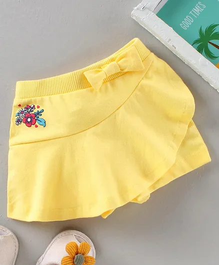 Babyhug Mid Thigh Length Skorts Floral Print - Yellow