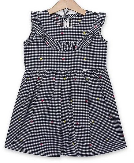 Knitting Doodles Sleeveless Checked Top - Black White