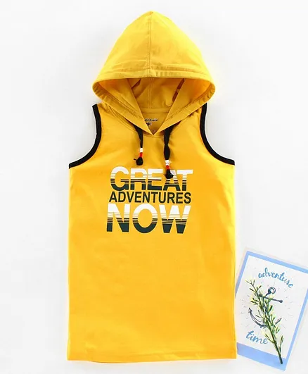 Stupid Cupid Sleeveless Text Printed Hooded Tee - Yellow