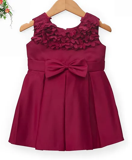 IndiUrbane Sleeveless Bow Embellished Dress - Maroon
