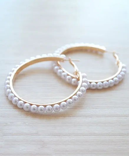 Pretty Ponytails Classic Pearl Hoop Earrings - Gold
