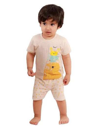 Mumble Jumble Half Sleeves Bunny Print T-Shirt With Shorts - Cream
