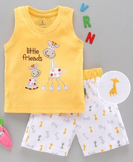 Child World Sleeveless Tee and Shorts Set Giraffe Embroidery - Yellow