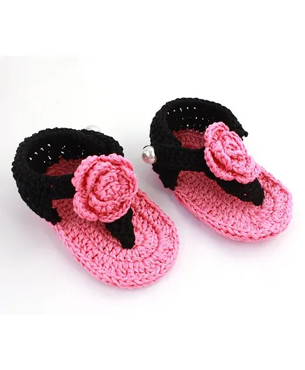 Aabacus Flower Design Crochet Booties - Pink And Black