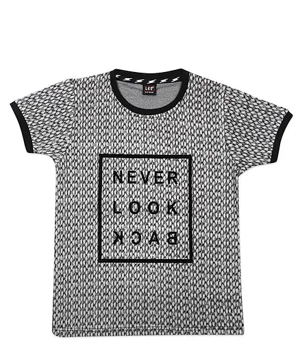 LEO Half Sleeves Never Look Back Print Tee - Black