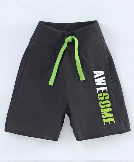 Doreme Shorts Text Print - Black