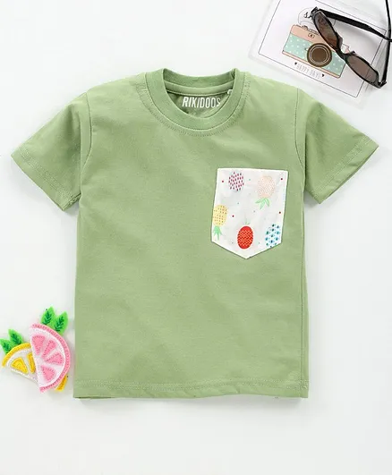 Rikidoos Half Sleeves Printed Front Pocket Tee - Green