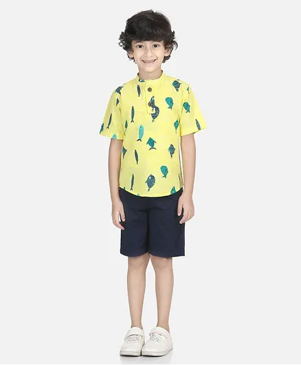Cutiekins Half Sleeves Fish Printed Tee With Shorts - Yellow