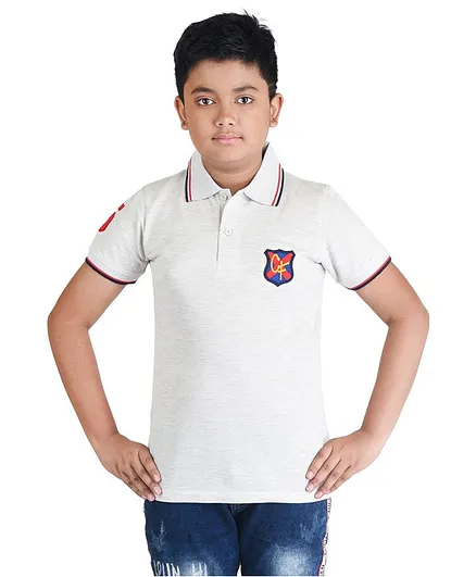 Clothe Funn Half Sleeves Patch T-Shirt - Grey