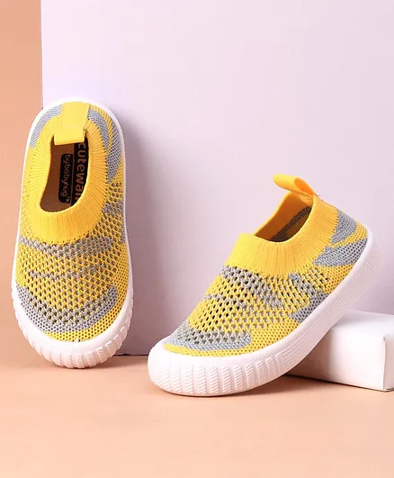 Cute Walk by Babyhug Casual Shoes - Yellow