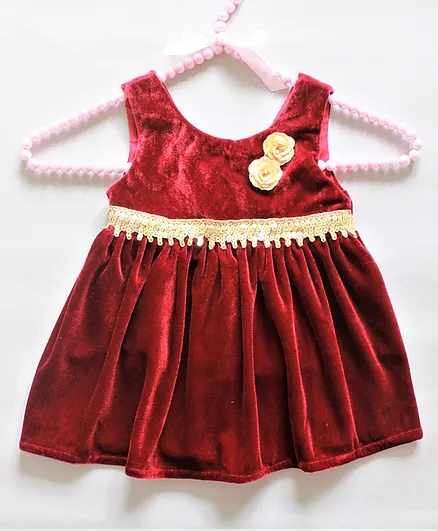 Many Frocks & Sleeveless Flower Embellished Dress - Maroon