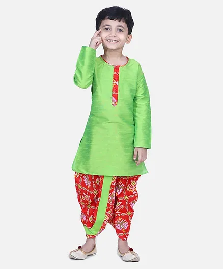 BownBee Full Sleeves Kurta With Patola Print Dhoti - Green