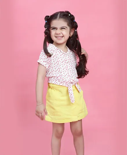 Taffy White Half Sleeves Heart Print Top - White