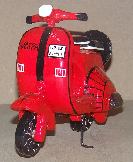 Shoppingkart24 Wooden Lacquerware Scooter - Red
