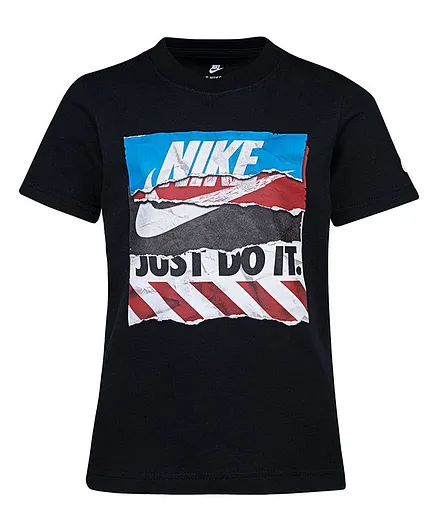 Nike Half Sleeves Brand Logo Print Tee - Black