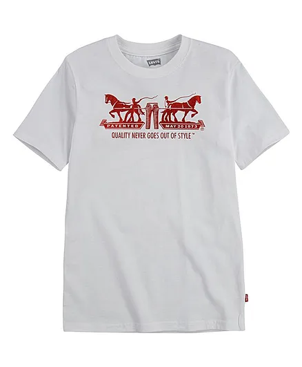 Levi's® Half Sleeves Two Horse Print Tee - White