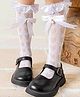 Flaunt Chic Cotton Bow Applique Detailed Heart Designed Socks - White
