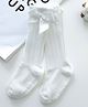 Flaunt Chic Cotton Abstract Designed Bow Applique Detailed Socks - White