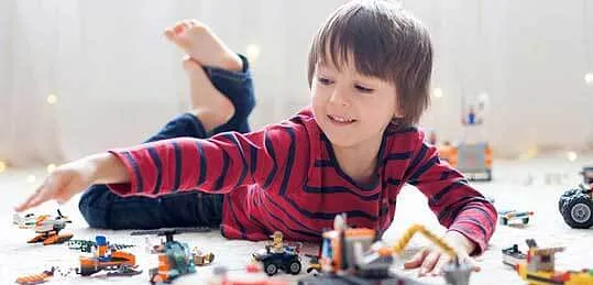 Play & Activities
