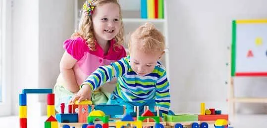 Play & Activities
