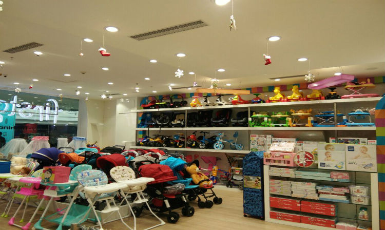 Firstcry Store In Pune Seasons Mall Shop For Baby Kids Products