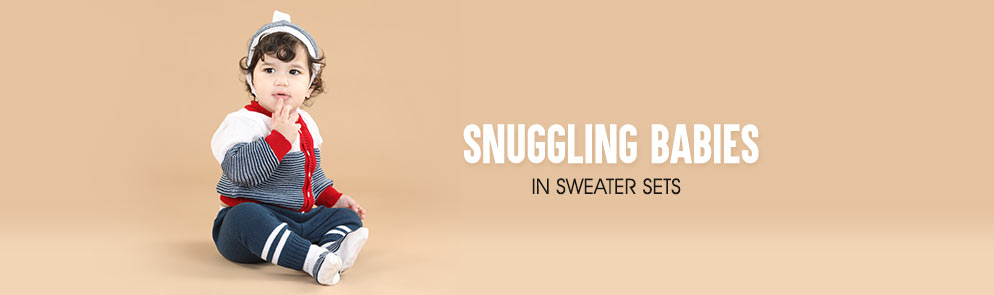 Snuggling Babies | Up to 24M