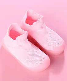 Hoppipola Solid Sock Shoes - Pink