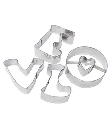 Asian Hobby Crafts Stainless Steel Love Shape Cookie Cutter Set of 4 - Silver