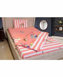 THE LITTLE BOO Police Print Single Bedsheet With Quilt - Pink