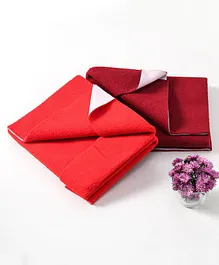 BUMZEE Baby Dry Sheet Pack Of 2 - Red & Maroon