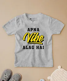 Be Awara Half Sleeves Apna Vibe Alag Text Print Tee - Grey