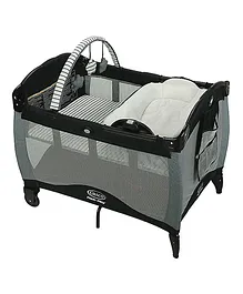 Graco Pack N Play Playard With Reversible Seat & Changer - Black White