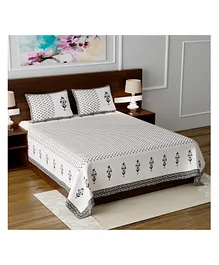 Jaipur Gate 200 TC Cotton Printed King Size Bedsheet with 2 Pillow Covers - Black