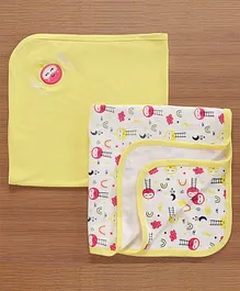 Mom's pet 100%Cotton Baby Wrappers Moon Print Pack of 2 - Yellow White
