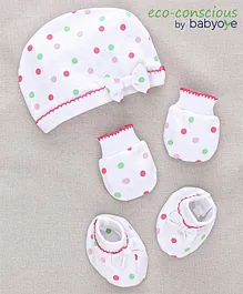 Babyoye 100% Cotton Caps Mittens & Booties Bear Print White- Diameter 17.5 cm