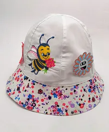 Kid-O-World Honey Bee And Sunflower Embroidered Hat - Red
