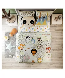 FancyFluff Kids  Double Comforter Animal Planet - Multicolor