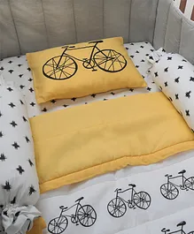 Oranges And Lemons Organic Cotton 4 Pieces Cot Bedding Set With Quilt Lets Go Cycling Print - Yellow