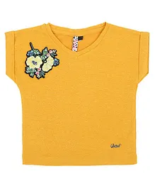 Actuel Short Sleeves Floral Embroidered Patch Detailing Knitted Top - Mustard