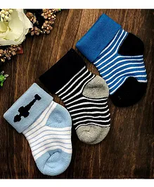 NEXT2SKIN Set Of 3 Striped Detail Ankle Length Socks - Blue Grey