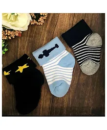 NEXT2SKIN Set Of 3 Stars And Striped Detail Ankle Length Socks - Black Sky Blue Grey