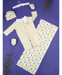 Baby Moo Strawberry Sun Newborn Gift Set - Yellow