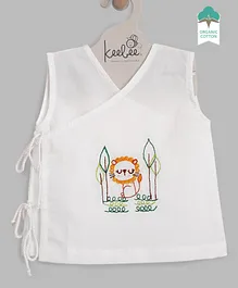 Keebee Organics Sleeveless Organic Cotton Lion Embroidered Jhabla - White