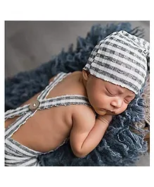 MOMISY Striped Baby Photography Prop With Knotted Hat - Black