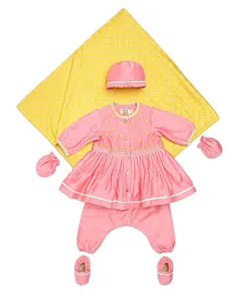 Tiber Taber Full Sleeves Yoke Embroidered Kurta With Footed Pyjama & Printed Towel With Pair Of Mittens & Booties - Pink