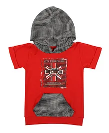 Actuel Half Sleeves City To Explore Text Placement Printed & Checked Hooded Tee With Front Pocket - Red