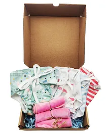 Cuddle Care Neo Gift Set for Toddlers New-Born Duo Diaper Padded Nappy Bamboo Velour Wipes Pack of 7- Multicolour
