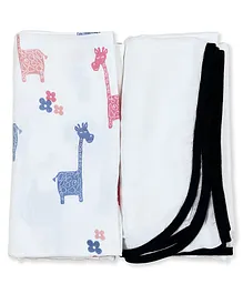 Tiny Lane 100% Organic Bamboo Cotton Muslin Baby Swaddle Wrappers Giraffe & Classic White Print Pack of 2- Multicolor