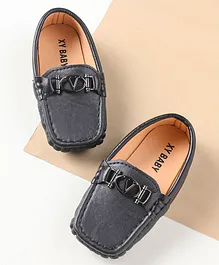 KIDLINGSS V letter Metal Embellished Loafers - Black